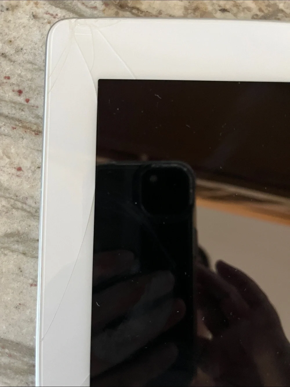 iHome Silver Charging Dock with White Tablet